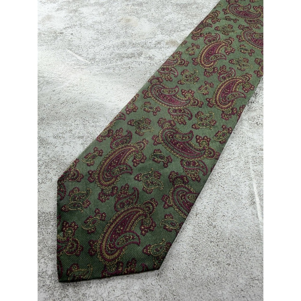 Jos. A. Bank Tie Mens One Size Green 100% Silk Pointed Paisley Made In USA